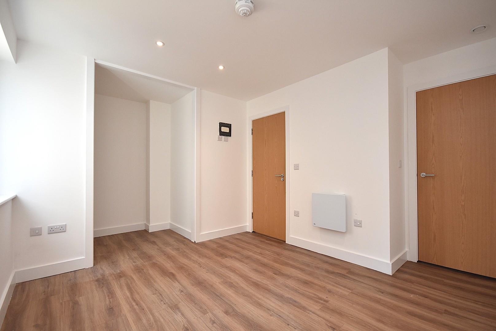 21 Eddystone House, Ferry Court, Cardiff, CF11 0AU